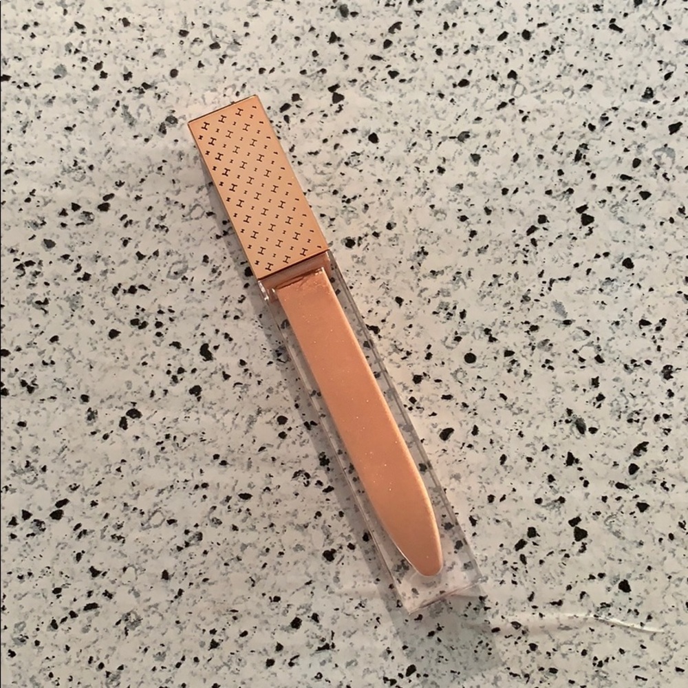 NWT Hot Makeup Inspire GG03 Glistening Lip Gloss